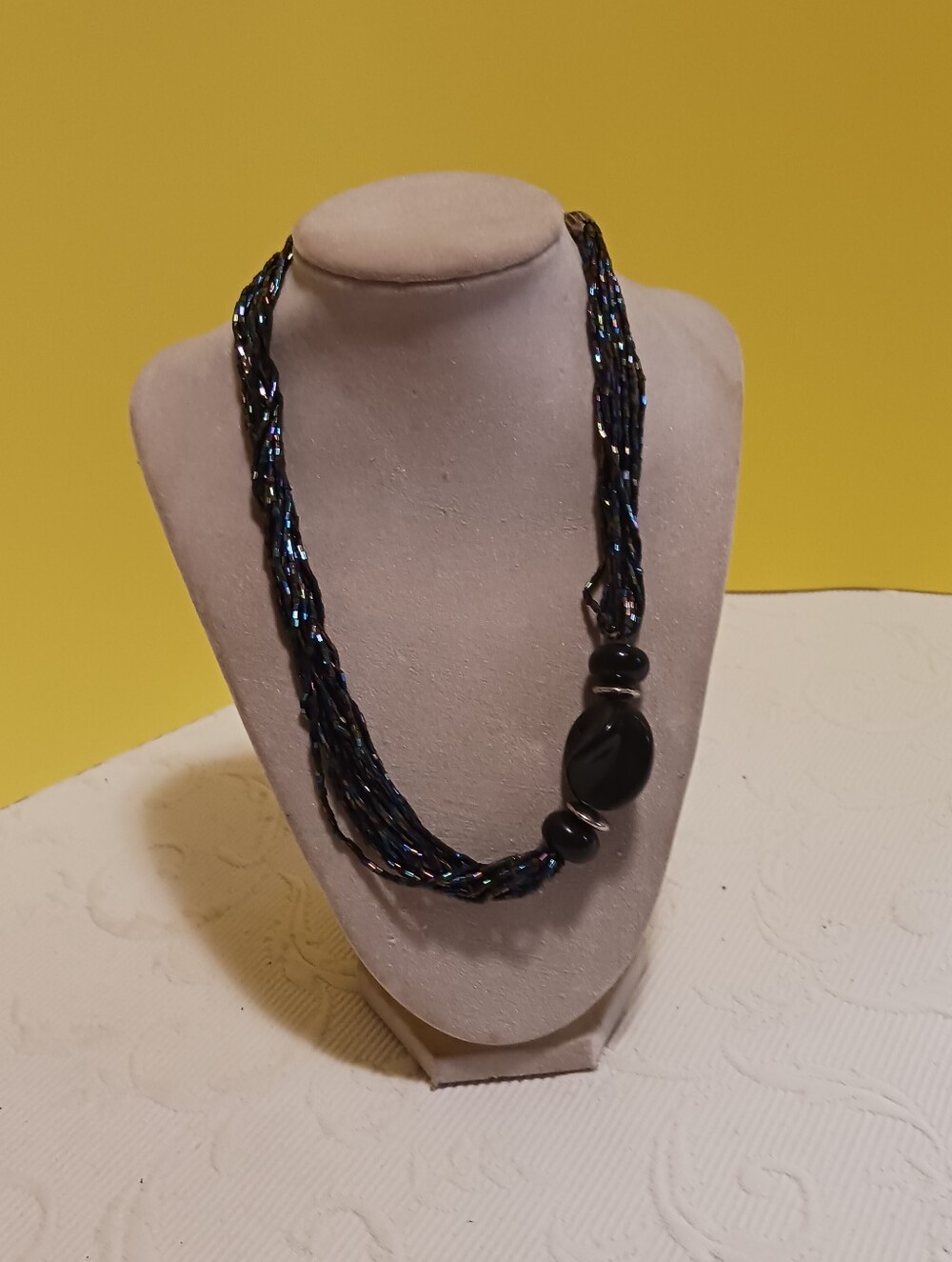 Vintage Gem Y2k Black Multi-Strand Beaded Necklace with Black big Bead Accent